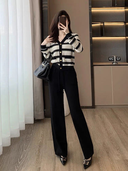 Internet celebrity sports casual suit for women in autumn and winter fashionable age-reducing temperament high-end striped knitted wide-leg pants two-piece set