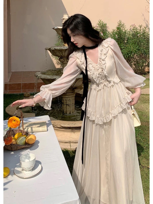 Tang Gongzi, palace-style French white dress, high-end niche, ruffled waist and drapey fairy dress