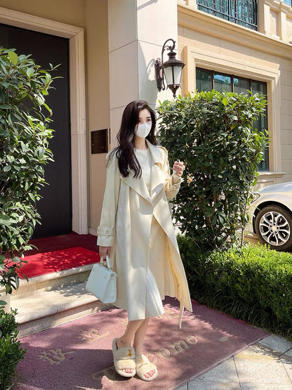 Lin Yaner white knitted dress women's autumn and winter clothing 2023 new French style bottoming autumn and winter sweater dress (D181)