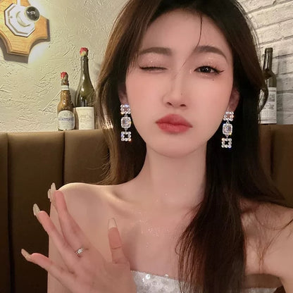 Rich lady! Flash Diamond Square 925 Silver Needle Earrings Unique Niche Design Earrings Women's High-end Earrings