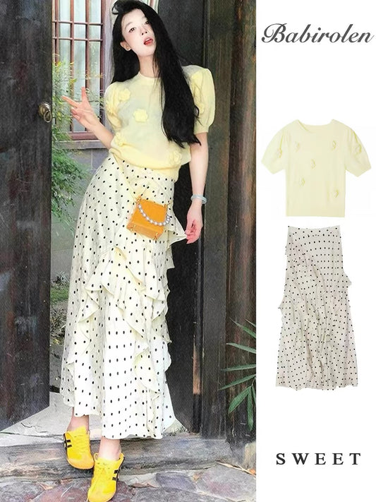 New Summer French-style "Dopamine" outfit: a slimming, Miu-inspired polka-dot A-line skirt set.