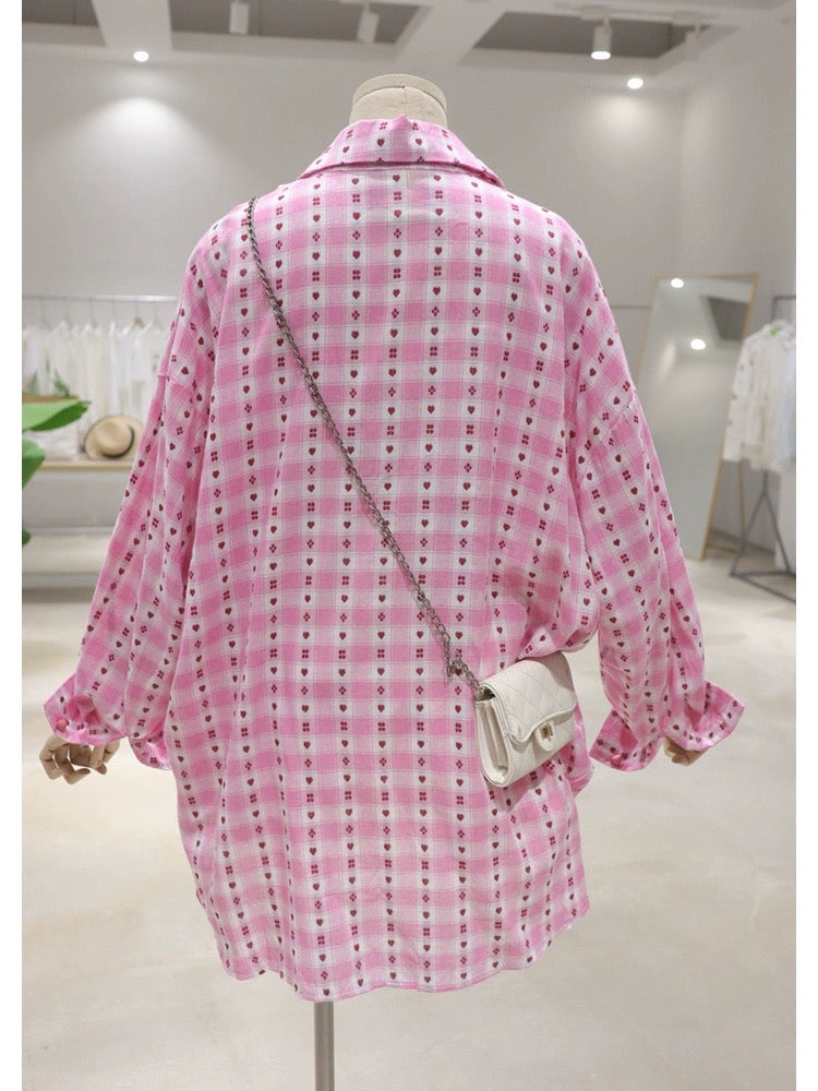 Soft and thin love lace stitching 2024 summer loose medium-length short front and long back plaid long-sleeved cotton shirt for women