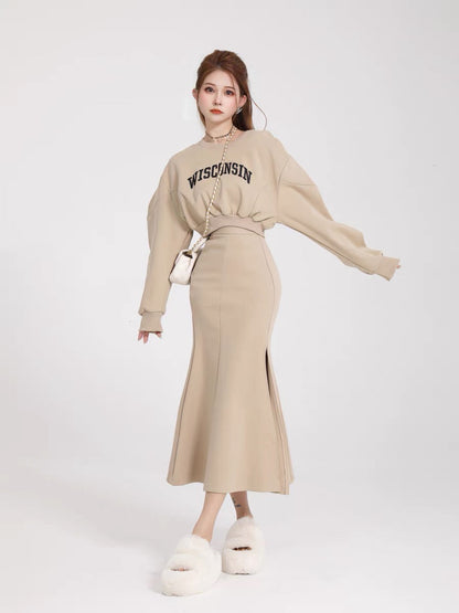 Xiao P Yi Zhan short sweatshirt suit skirt women's casual slit fishtail dress lively age-reducing long skirt two-piece set (S0943)