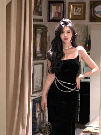 From a moment [beauty in a cage] black sling dress 2023 new female autumn velvet temperament skirt