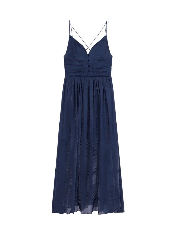 Pure desire backless v-neck suspender dress for women in summer high-end French A-line skirt pleated waist dress long skirt