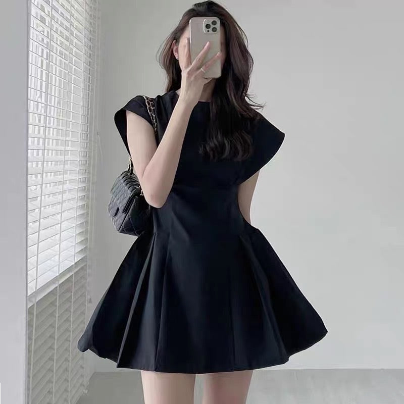 Korean chic summer elegant temperament round neck solid color waist slimming flying sleeves A-line dress skirt female