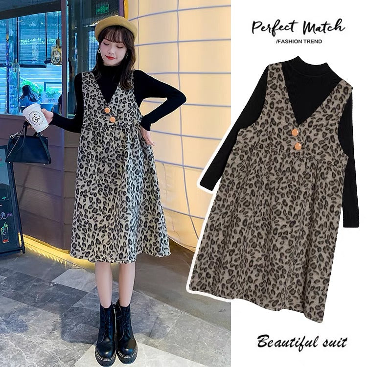 Maternity Autumn Suit Fashionable and High-Level Leopard Print Suspender Dress Small Maternity Sweater Two-piece Autumn and Winter Set
