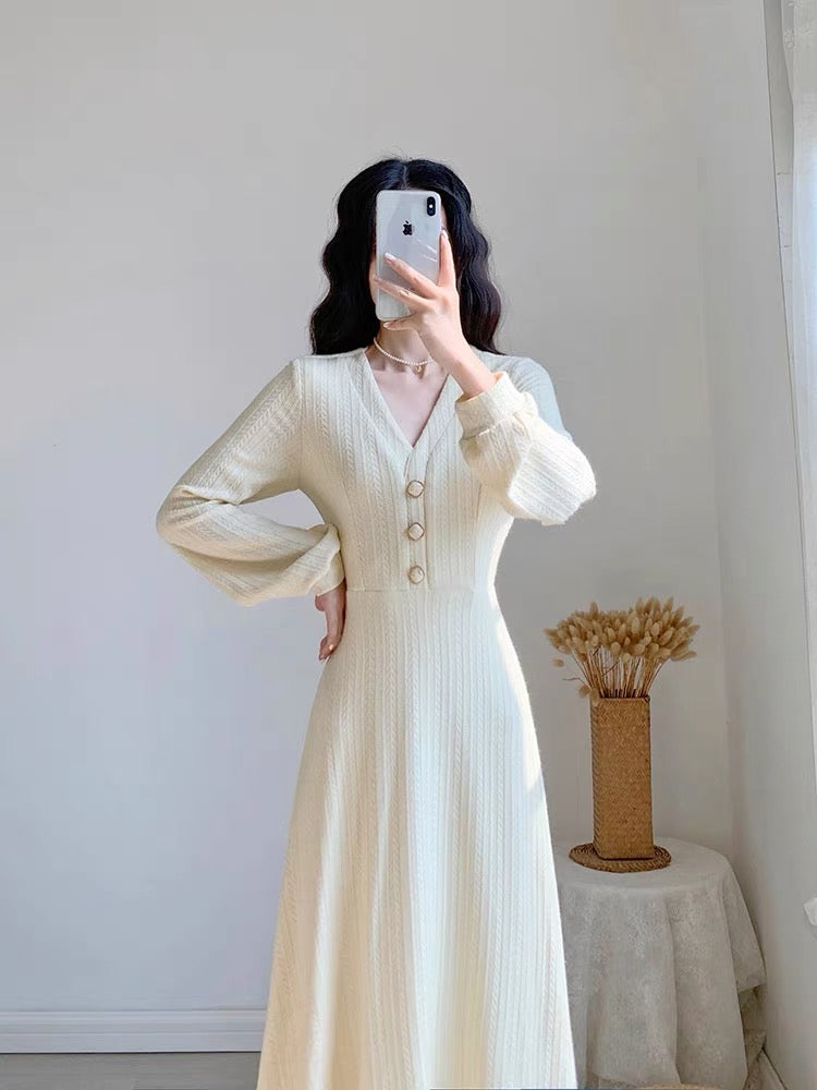 Autumn 2023 new women's skirt French retro waist slimming high-end knitted dress with coat
