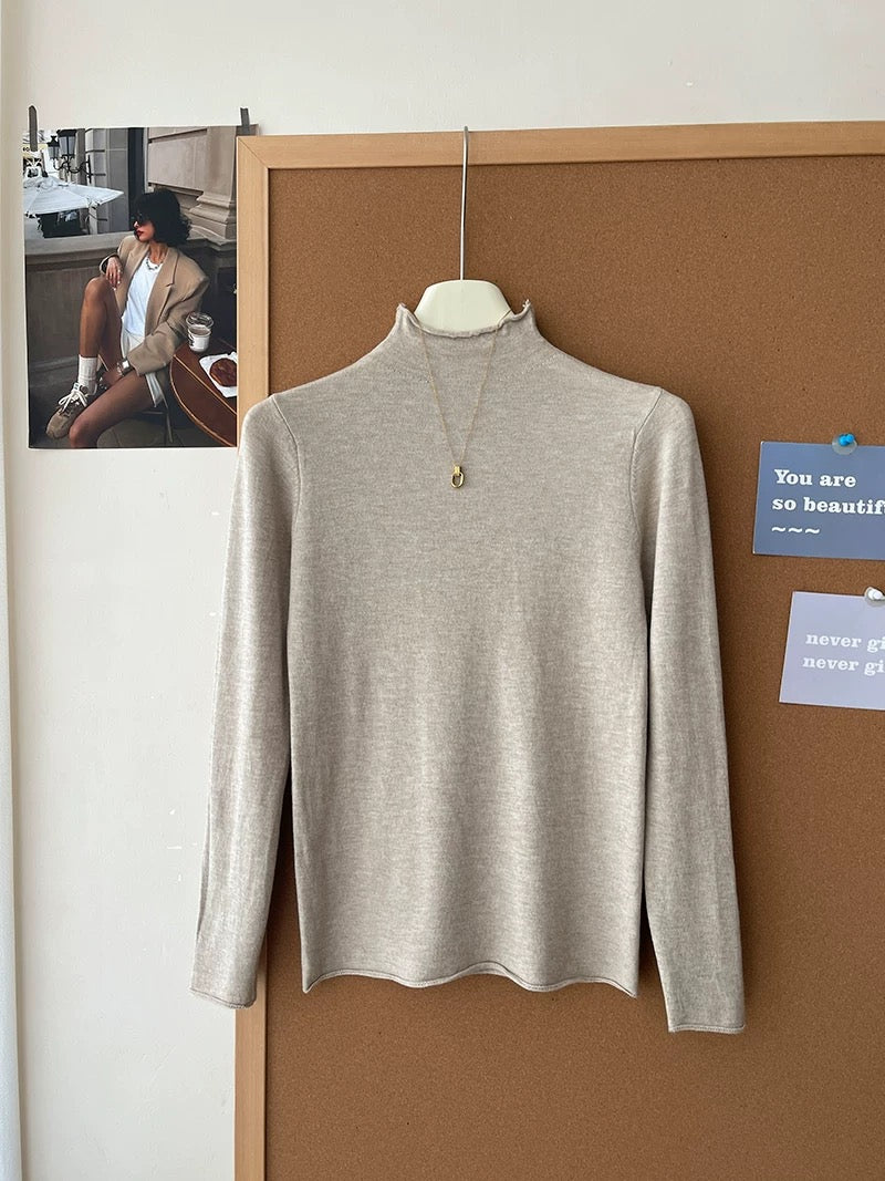Retro soft and sticky cashmere rolled-edge turtleneck knit sweater for women, autumn and winter, gentle and versatile layering base layer top.