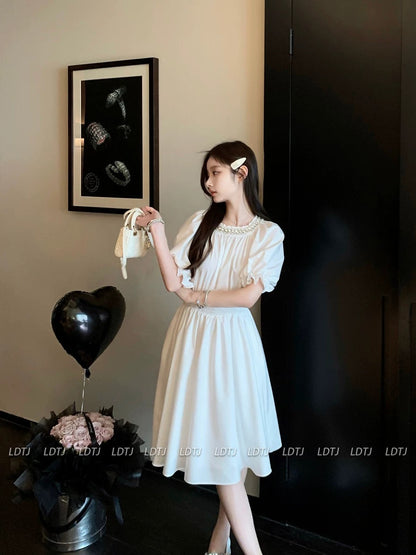 LDTJ Haute Couture 23 Autumn and Winter New Miu Sweet Princess Heavy Industry Beading Round Neck Elastic Waist Puff Sleeve Dress
