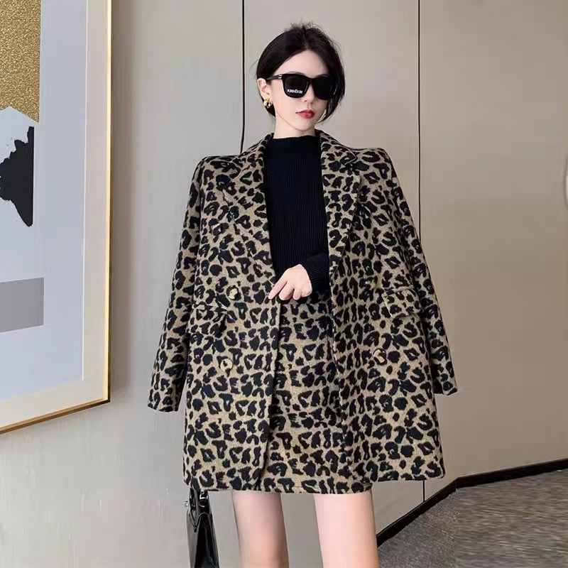 2023 Spring and Autumn New Hong Kong Style Suit Suit Women's Retro Chic Temperament Leopard Print Dress Professional Two-piece Set
