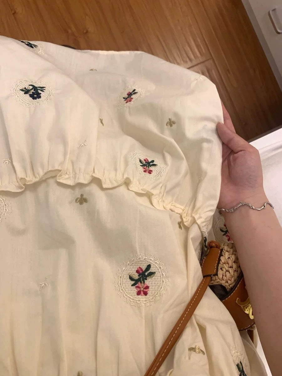 French Retro Embroidered Puff Sleeve Dress Women's Summer New Style Sweet and Age-Reducing Versatile A-Line Holiday First Love Dress