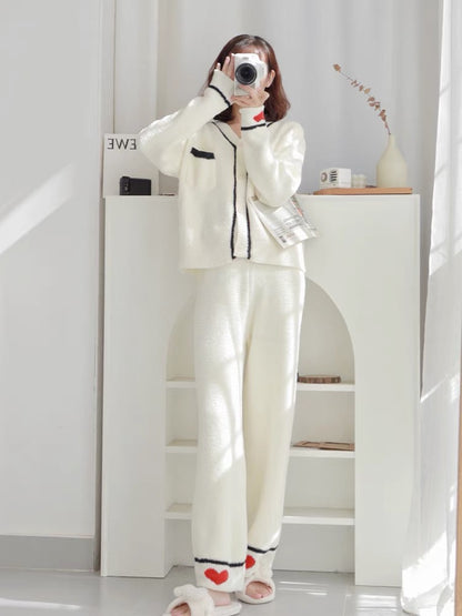 The shopkeeper’s own recommendation ~ pajamas for women in autumn and winter with small fragrance and love coral velvet home clothes thickened and velvet set (B4914)