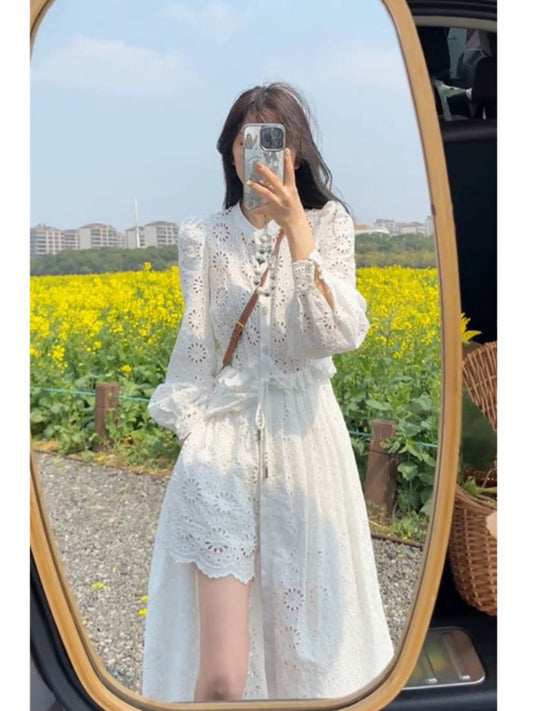This year's popular beautiful suit skirt women 2024 new summer French hollow lace skirt shorts temperament two-piece suit