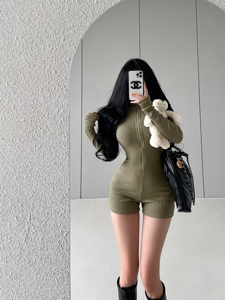 YoungGirlDay European and American style hot girl stand collar zipper slim slim long sleeve solid color knitted jumpsuit trendy (B1818)
