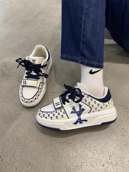 2023 new national trend chic retro presbyopia thick-soled sports shoes campus student party lightweight heightening casual sneakers
