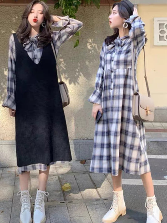Early autumn maternity suit, plaid shirt, high-end maternity wear, spring and autumn fashionable mother Hepburn style dress two-piece set