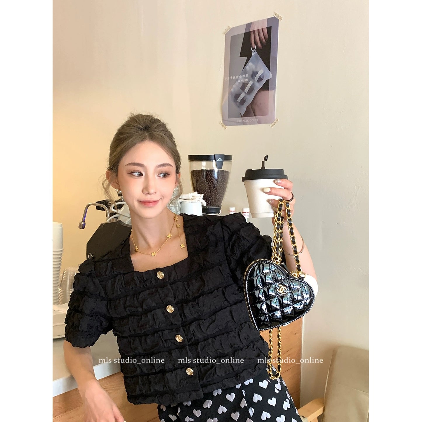 MLS square collar shirt for women 2024 new summer high-end niche shirt unique chic top age-reducing shirt