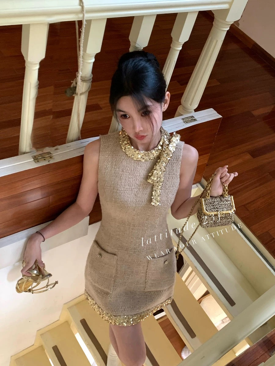 LATTITUDE/Yang Xiaolu sparkling gold dress tweed trimmed straight woolen dress
