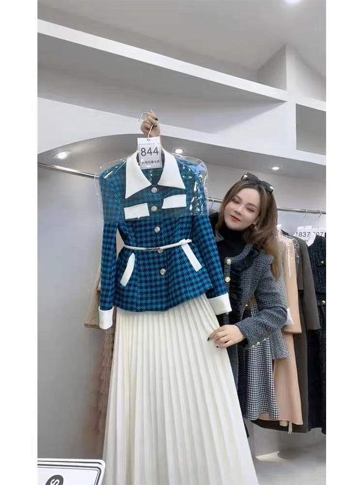 Autumn and winter 2023 new women's early autumn clothing fashion high-end European style small fragrant dress two-piece suit