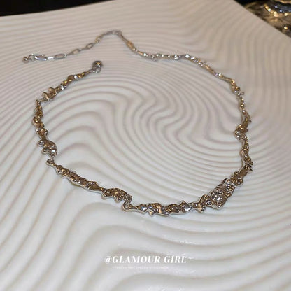 Irregular wrinkled twisted necklace Korean new fashion niche design sense necklace ins cold style necklace female