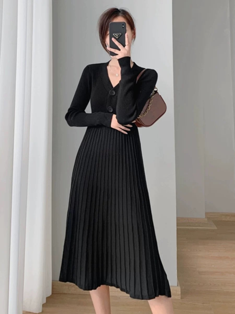 French black V-neck knitted dress for women in autumn and winter, waist slimming, mid-length, temperament, knee-high inner sweater skirt