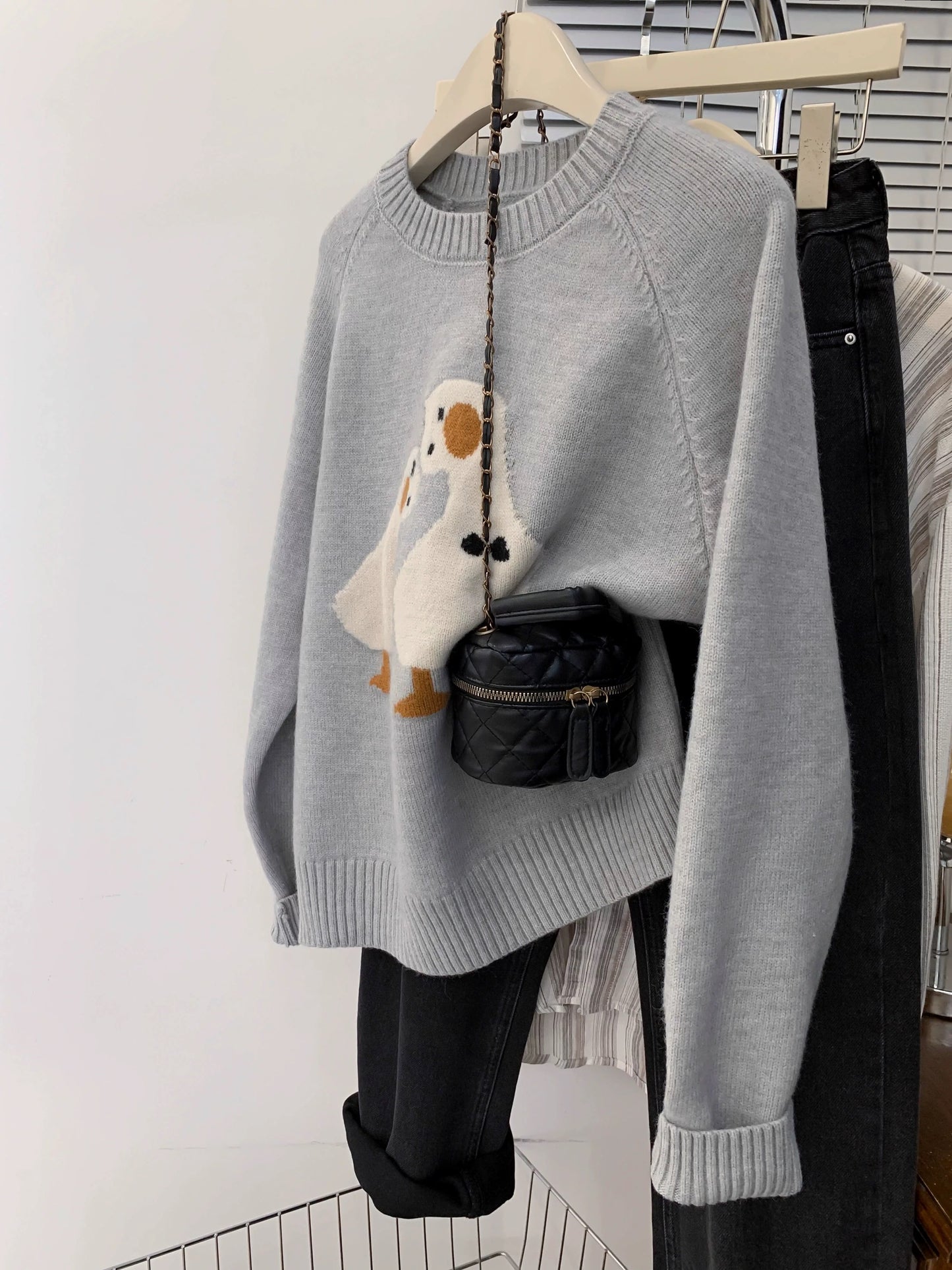 style bow-knitted sweater cardigan coat for women in early autumn straight shoulder French design short outerwear