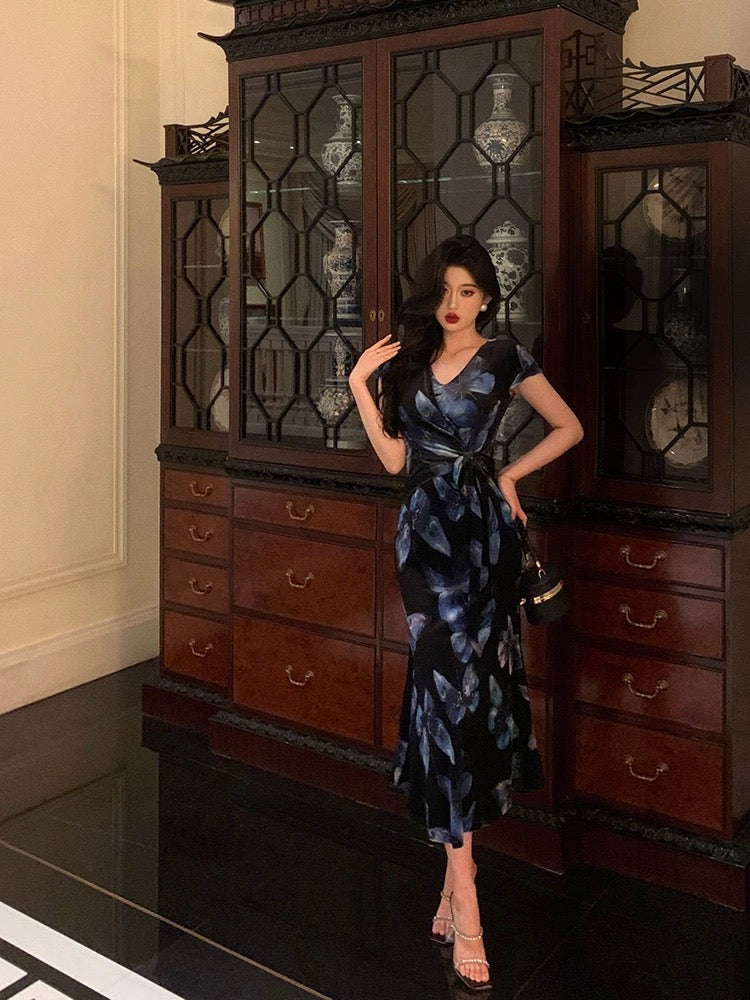 Ge Fuzhen Velvet Butterfly Print Dress Women 2024 Summer New Retro Style V-neck Lace-up Waist Long Dress
