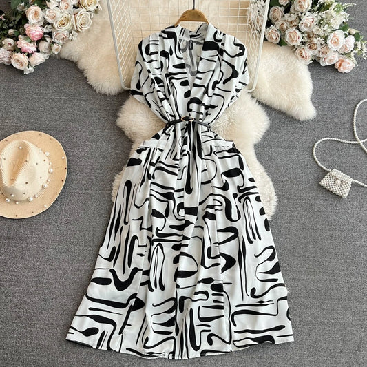 Bohemian seaside holiday beach dress gentle style short-sleeved V-neck waist medium-length A-line plaid dress