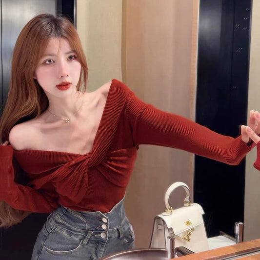 Pure desire one-shoulder off-shoulder sweater for women in spring sweet hot girl high-end inner layering shirt sweater long-sleeved top
