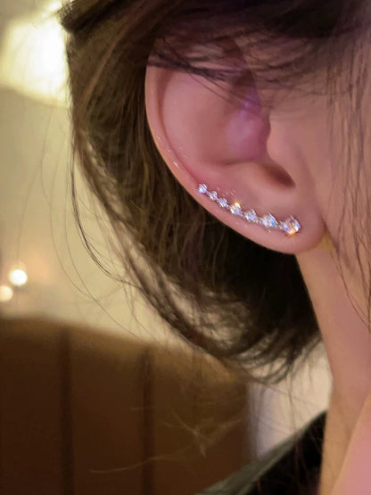 Flash diamond temperament curved earrings for women 2023 new popular light luxury earrings niche design high-end earrings trend