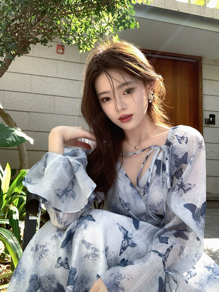 ByYou early spring new temperament tea break French v-neck Tencel blue floral dress waisted lotus leaf sleeve long skirt