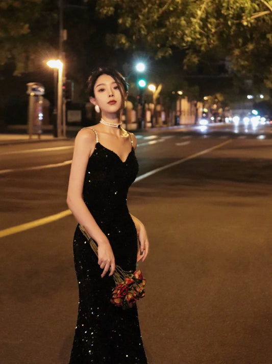 Thirteen and Little French suspender dress for women autumn velvet fishtail temperament black sequin evening dress