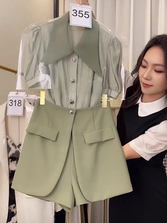 2023 new summer style internet celebrity small fragrant style high-end small dress casual short-sleeved shirt shorts two-piece suit for women