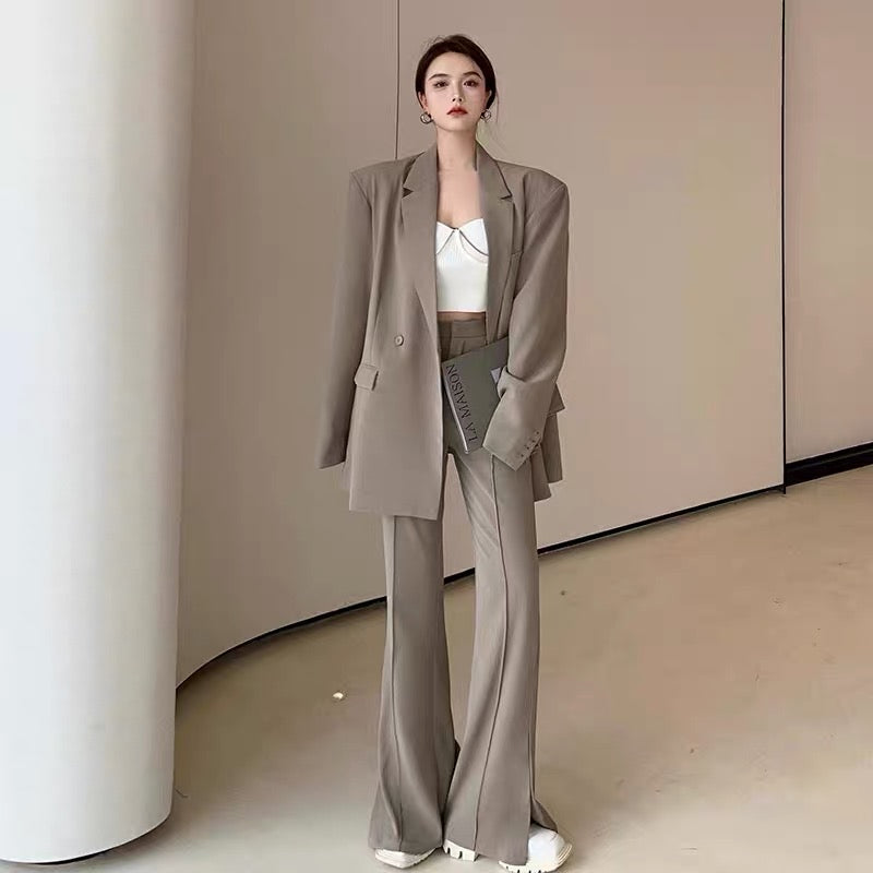 Royal sister-style goddess style early autumn fashion suit suit, western style Internet celebrity hot street high-waisted wide-leg pants two-piece set