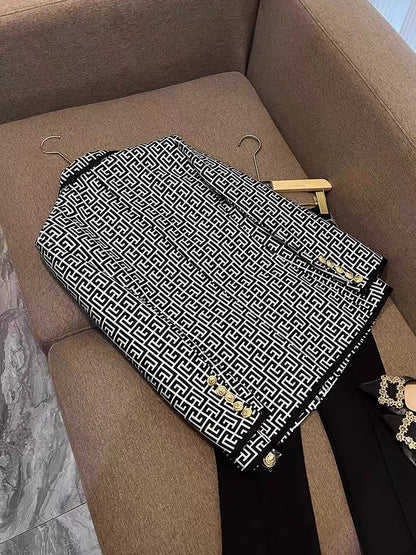 2023 European and American personalized maze graphic jacquard webbing trim double-breasted mid-length suit jacket (B7916)