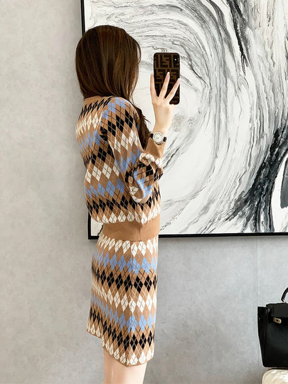 French style knitted two-piece suit for women in autumn and winter new style sweater slim hip wrap skirt fashionable two-piece suit skirt