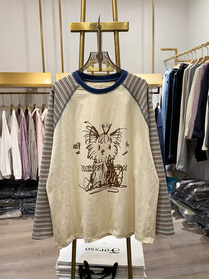 [Real-life shot from Xiao Ai's shop] "Messy-style puppy" graphic raglan-sleeve striped long-sleeve T-shirt – a stylish, youthful, and versatile top (Autumn 2026)