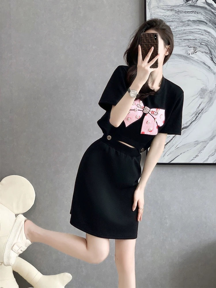 Complete set with age-reducing suit skirt, playful and lively, casual sports t-shirt dress for small people, two-piece summer suit for women