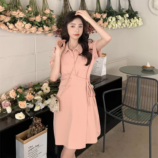 Large size retro Hepburn style polo collar dress for women with summer fat mm waist straps and irregular small skirts D053