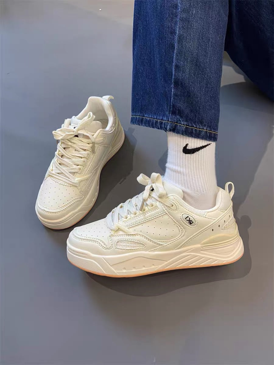 ins internet celebrity casual couple chic lightweight breathable thick-soled sneakers for female students versatile white shoes for men