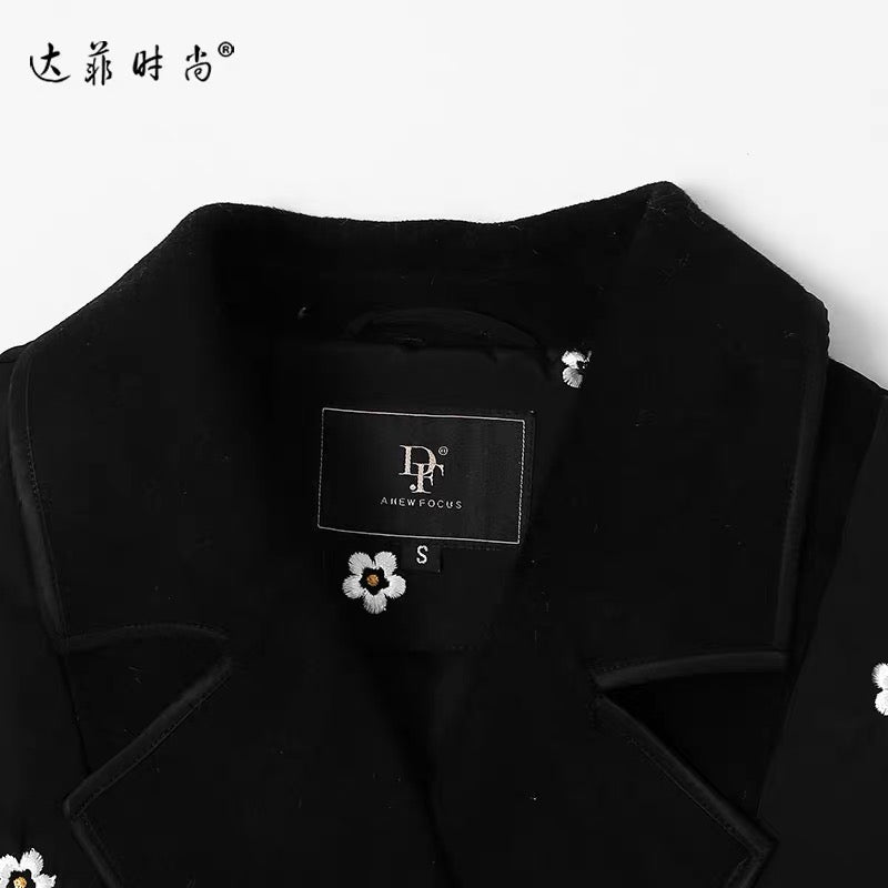 2023 new winter style fashionable double-sided woolen stitching mid-length black embroidered direct-fill down jacket