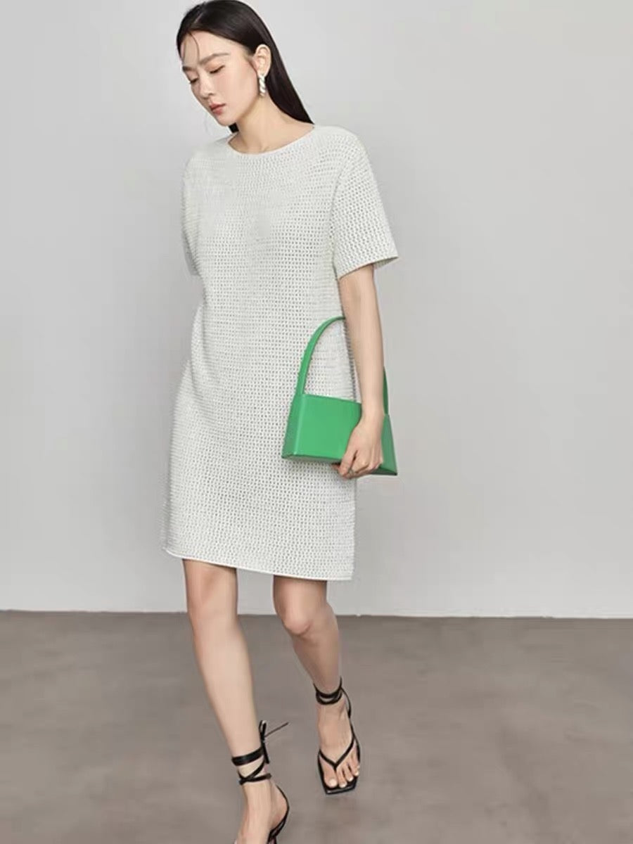 2023 new summer design woven cool vacation style fashionable slimming backless hollow knitted dress