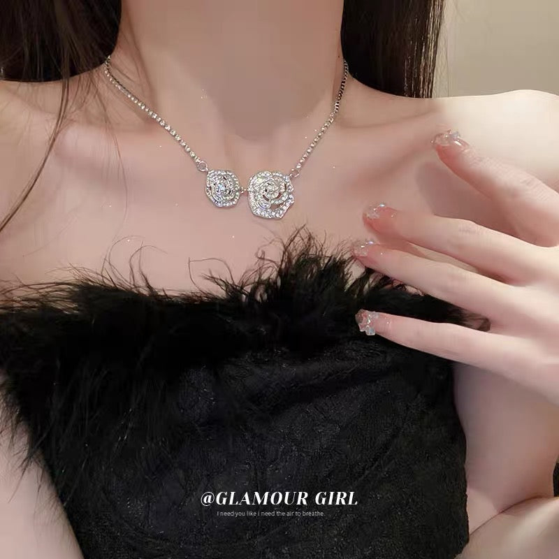 Light luxury diamond-encrusted flower necklace super fairy creative design collarbone chain necklace pendant girl heart new money jewelry