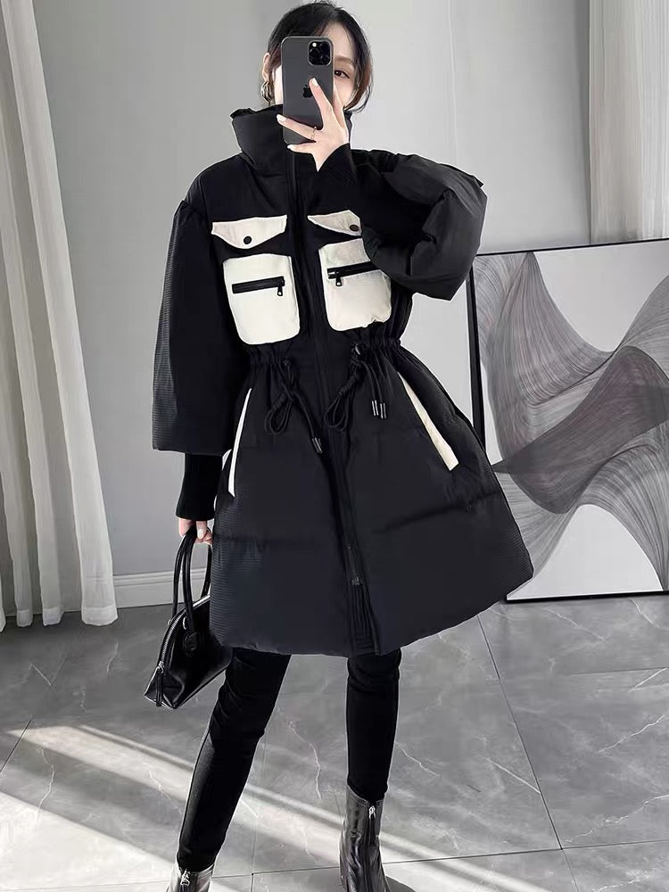 Black stand-up collar waist down jacket for women winter 2023 new design contrasting color mid-length 90 white duck down jacket