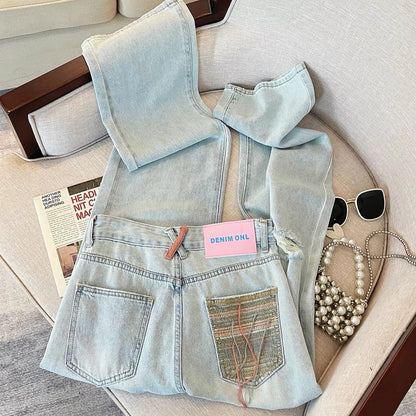 Korean style design pocket embroidered jeans for women summer 2023 new retro style loose slimming ripped trousers