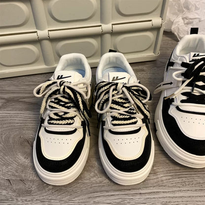 Pull back black and white panda couple shoes 2023 autumn popular thick-soled versatile sneakers ins Korean style casual white shoes