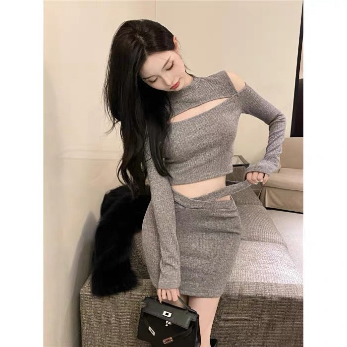 Knitted sweater for women in early spring with niche design, scheming hollow out, sexy temperament, bottoming top with short sweater underneath