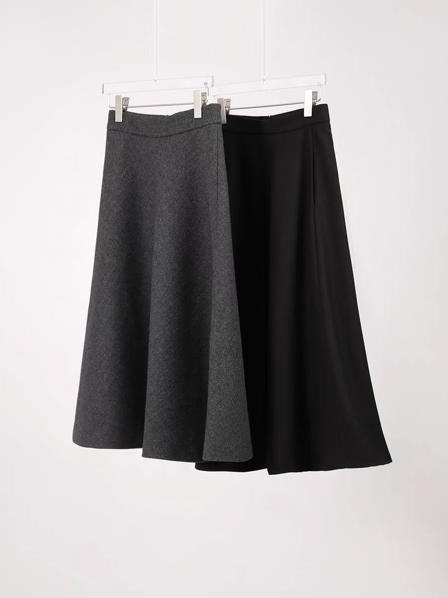 Xiaohange い Autumn and winter Hepburn style large swing woolen A-line skirt small dress umbrella skirt QZH566682VG#