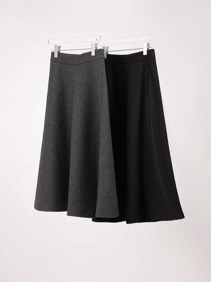 Xiaohange い Autumn and winter Hepburn style large swing woolen A-line skirt small dress umbrella skirt QZH566682VG#